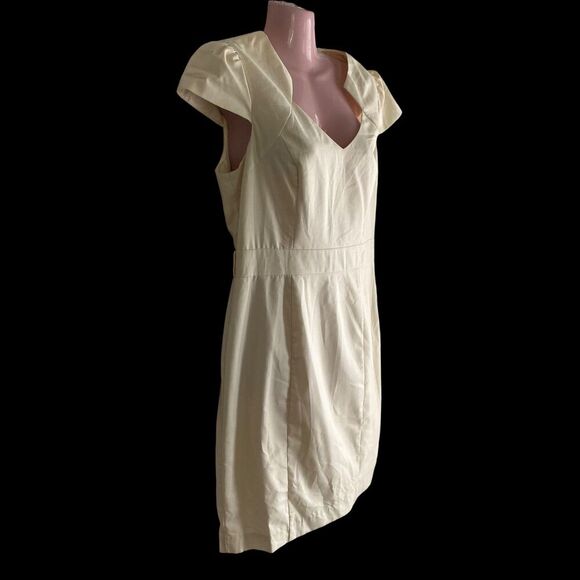 Forever 21 Contemporary Dress Womens Medium Ivory Cap Sleeve Fully Lined V Neck - Picture 2 of 8